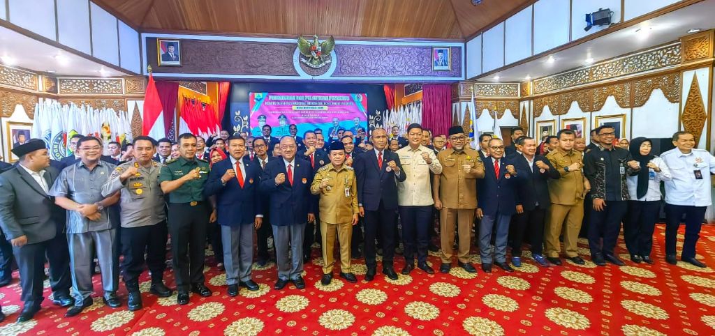 Lantik Ketum KONI Jambi, Ketum KONI Pusat Berpesan: Rebut Potensi Prestasi Jambi dengan Persiapan Maksimal