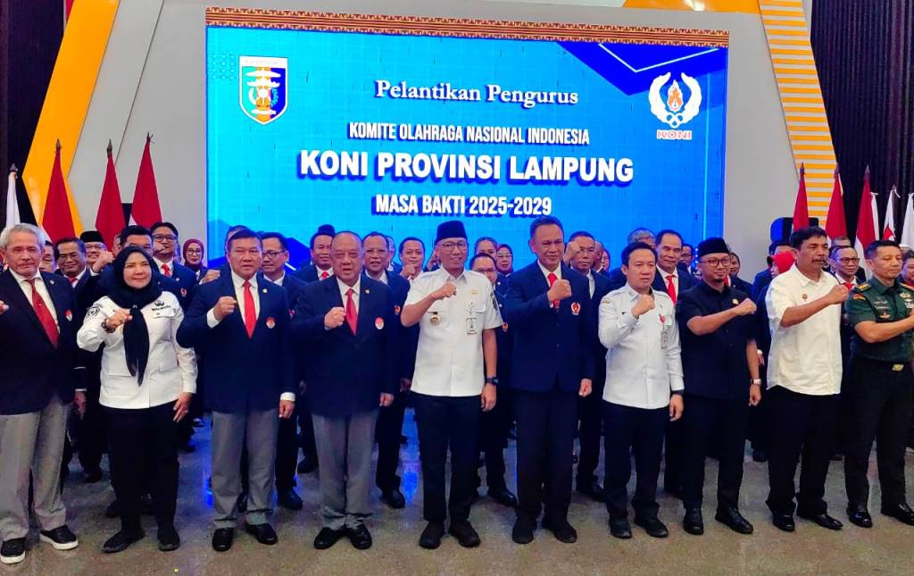 Ketum KONI Pusat Lantik Taufik Hidayat sebagai Ketum KONI Lampung masa bakti 2025-2029