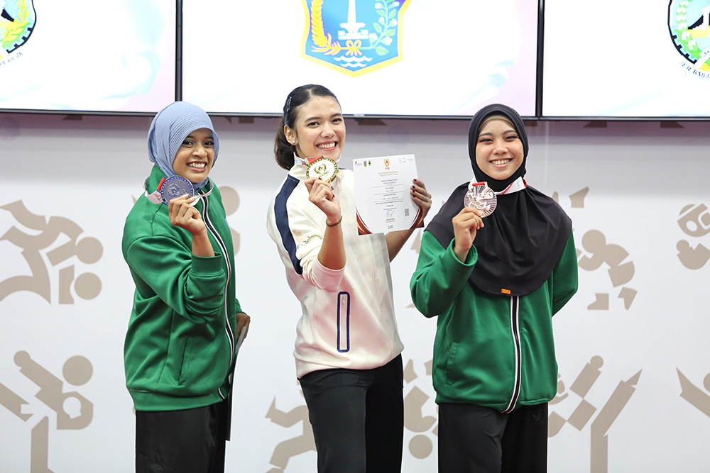 DKI Jakarta Pimpin Perolehan Emas Wushu Taolu di Hari Kedua PON Bela Diri 2025