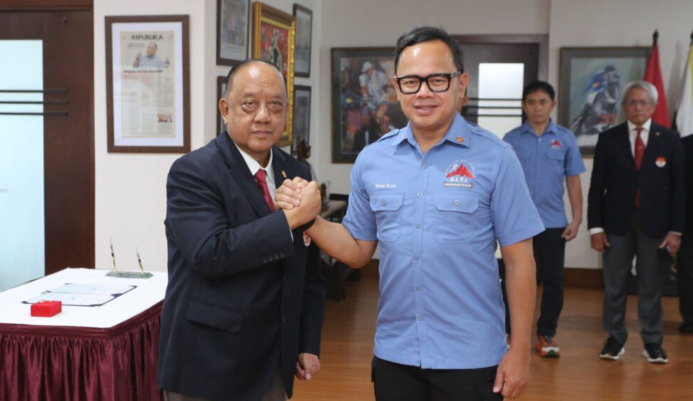 Resmi Dilantik, Bima Arya Siap Bawa Cabang Lari Trail Indonesia Mendunia