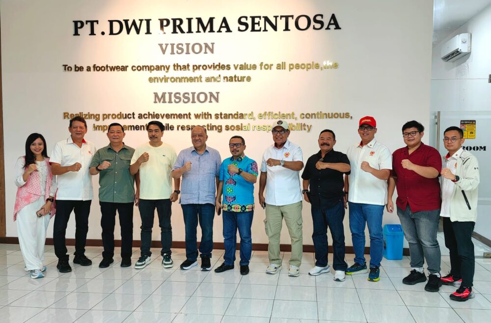 Kunjungi Pabrik Sepatu di Ngawi, Marciano Norman Dorong Industri  Olahraga Lokal Mendunia